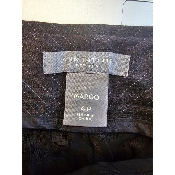 Ann Taylor Women's Margo Pants Trousers Pinstripe Wide Leg Wool Black Size 4P - Picture 4 of 5